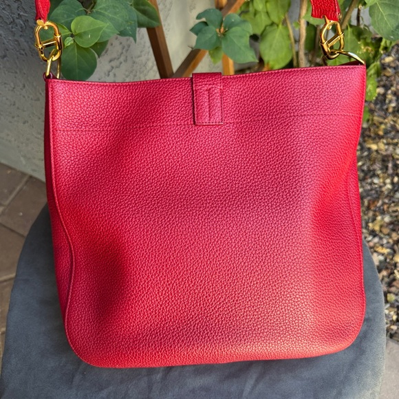 Tom Ford Grained Leather Tara Hobo Bag - Picture 4 of 11